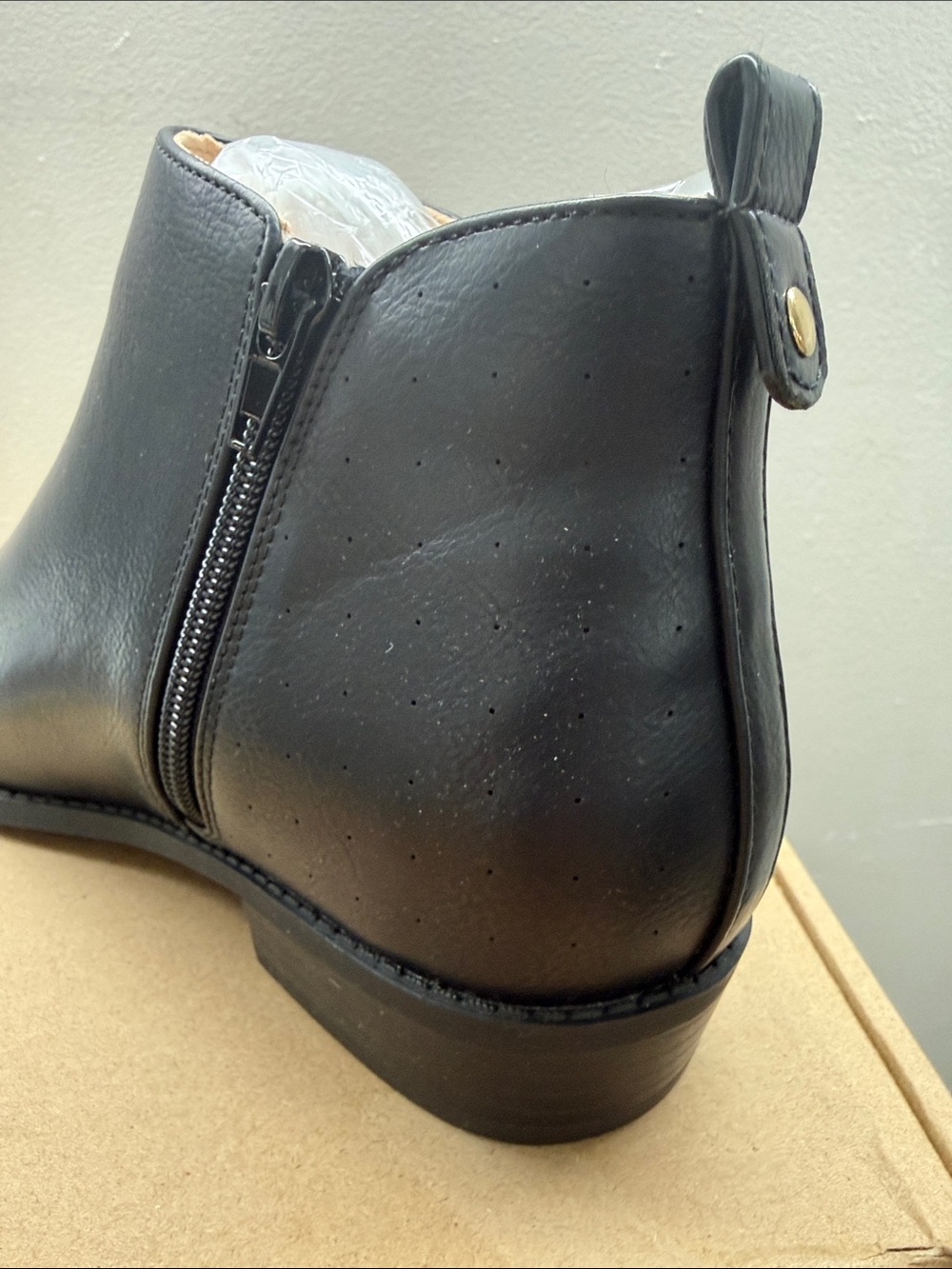 Journee Collection ELLIS Black Faux Leather Ankle Boot with Gold Zipper Size 7.5 - Picture 5 of 8